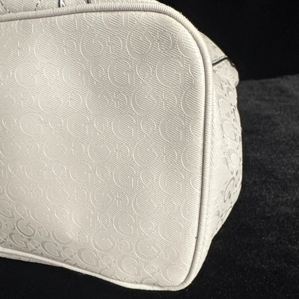 GUESS Glossy Cream Quilted Satchel